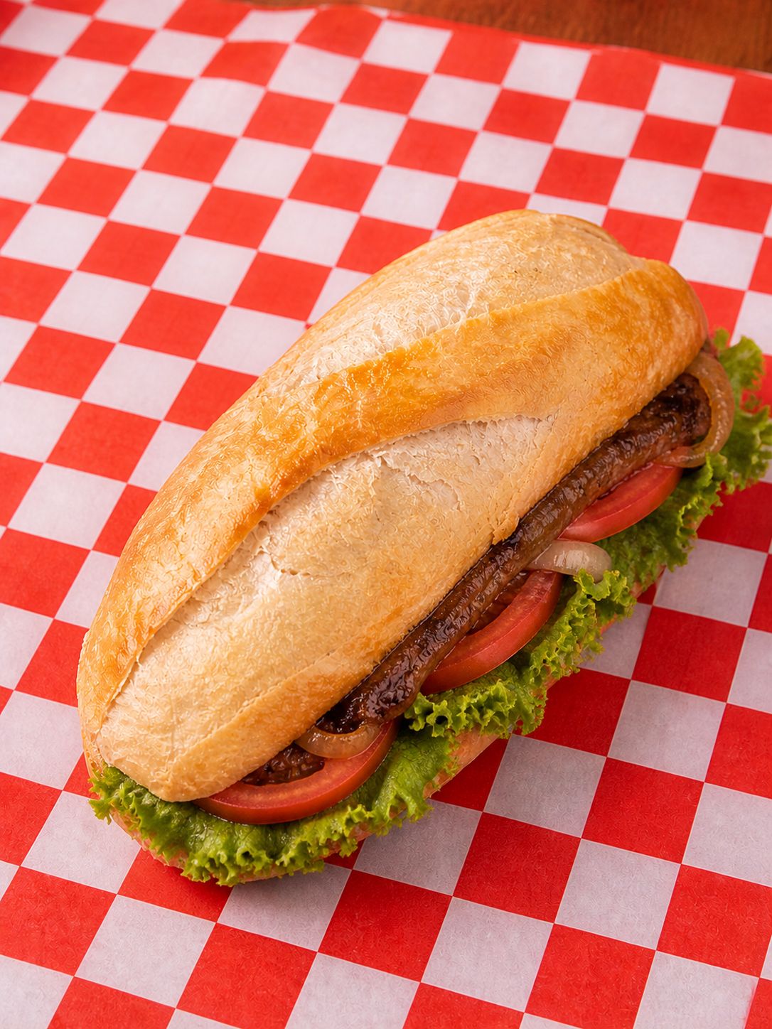 Sanguche de seitan clasico con lechuga y tomate